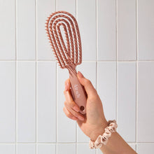 Load image into Gallery viewer, Detangling Flexi Brush