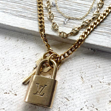 Load image into Gallery viewer, Louis Vuitton Lock Key Necklace
