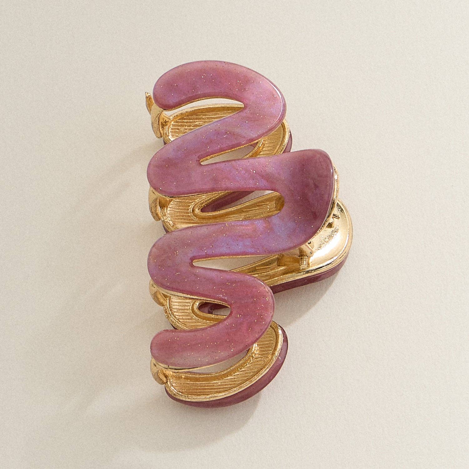 Wavy Claw Clip