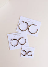 Load image into Gallery viewer, Silver Hoop - Smooth - Earring
