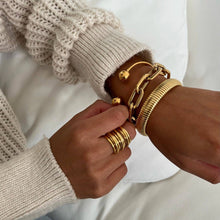 Load image into Gallery viewer, Ellie Vail - Gage Oversized Link Bracelet: Gold
