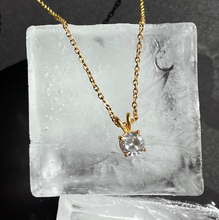 Load image into Gallery viewer, Ellie Vail - Lillian Necklace
