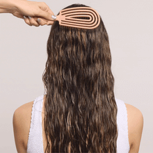 Load image into Gallery viewer, Detangling Flexi Brush
