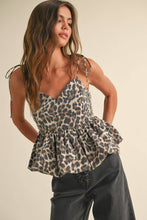 Load image into Gallery viewer, Leopard Bubble Top
