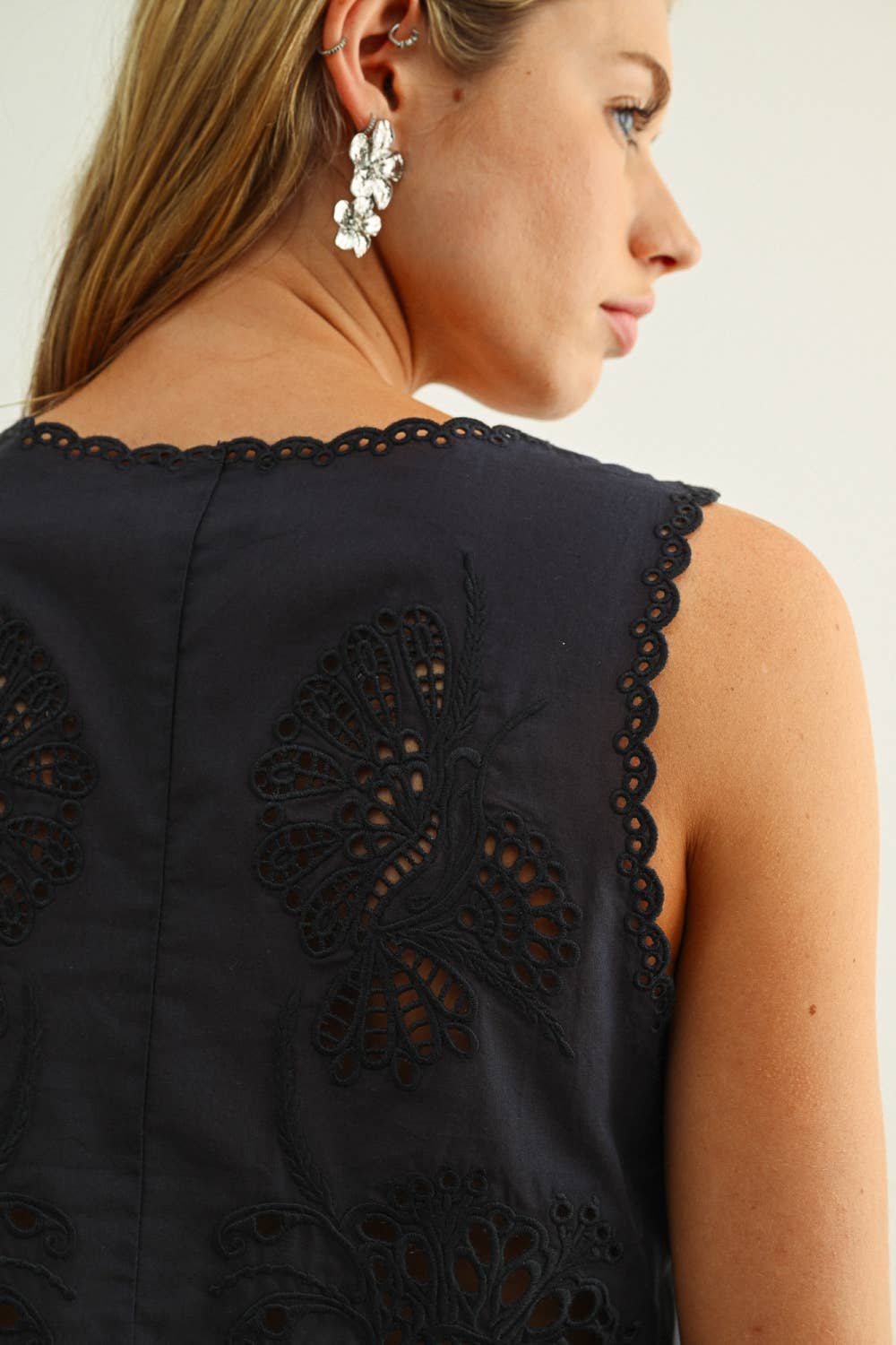 Front Tie Top