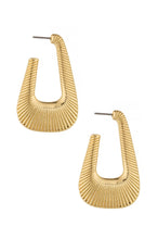 Load image into Gallery viewer, Cleopatra Inspired 18k Gold Plated Hoop Earrings
