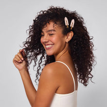 Load image into Gallery viewer, Recycled Plastic Creaseless Clips
