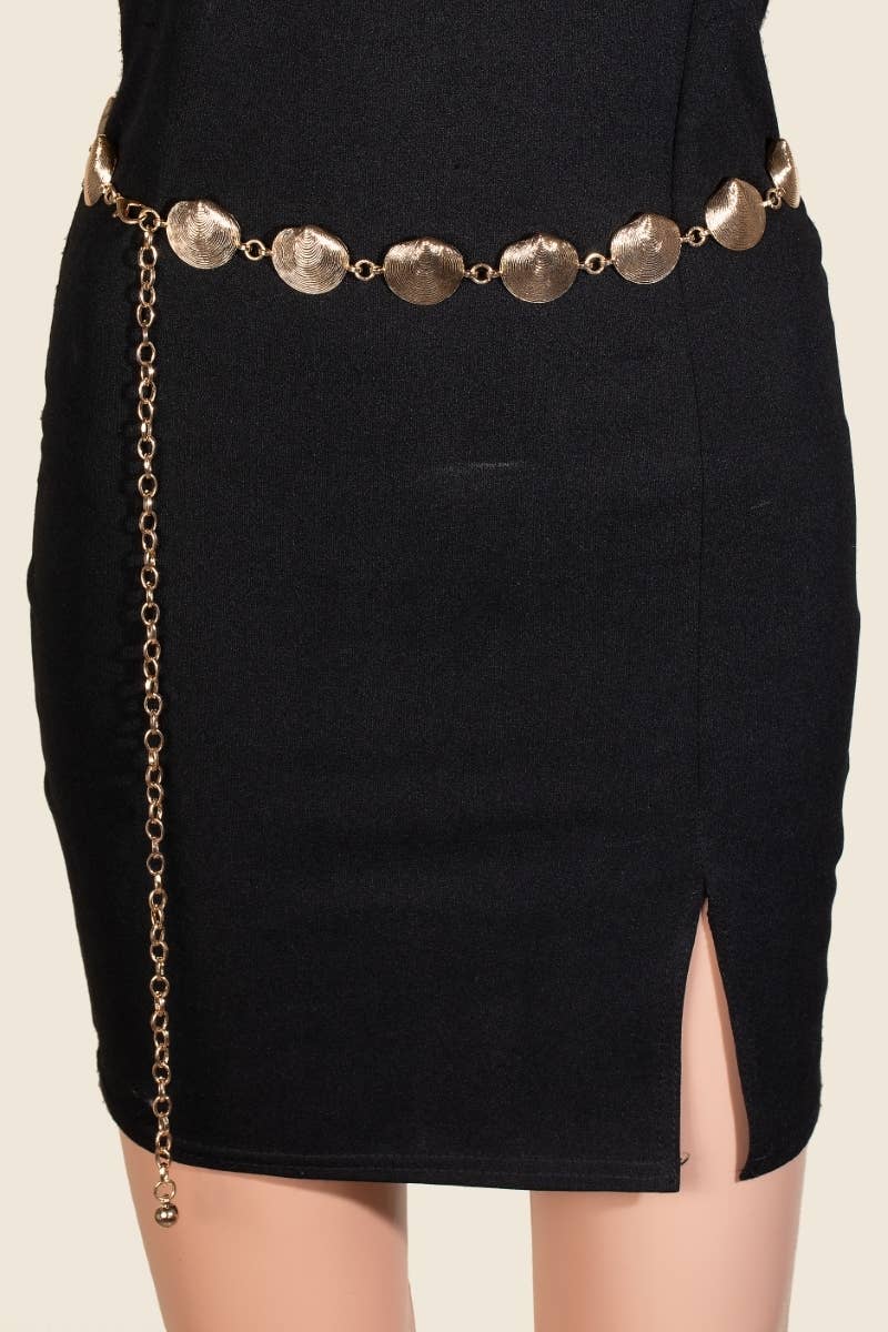 Metallic Clam Shell Chain Belt