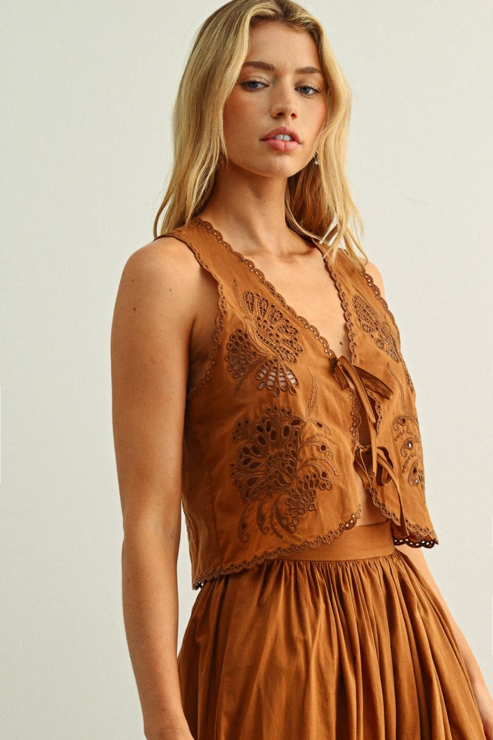 Front Tie Top