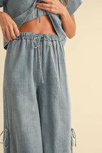 Load image into Gallery viewer, DENIM TIED ON THE SIDE PANTS: Large
