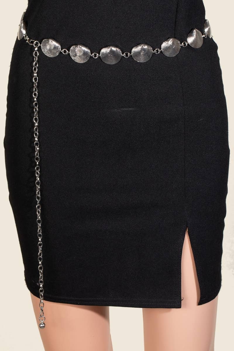 Metallic Clam Shell Chain Belt