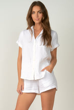 Load image into Gallery viewer, White Button Up Top
