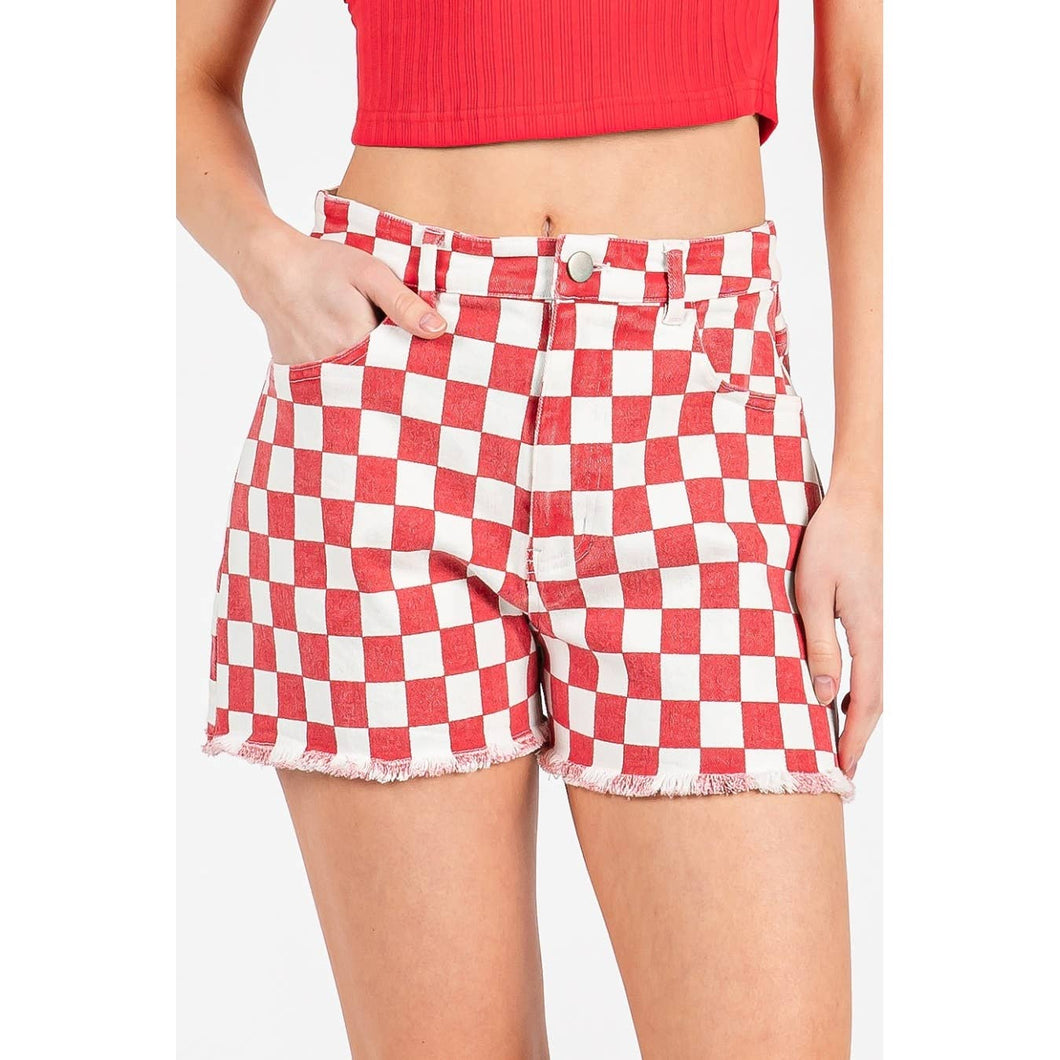 GAME DAY CHECKERED FRAYED HEM CASUAL SHORTS: WASHED RED / S-M-L(2-2-2)