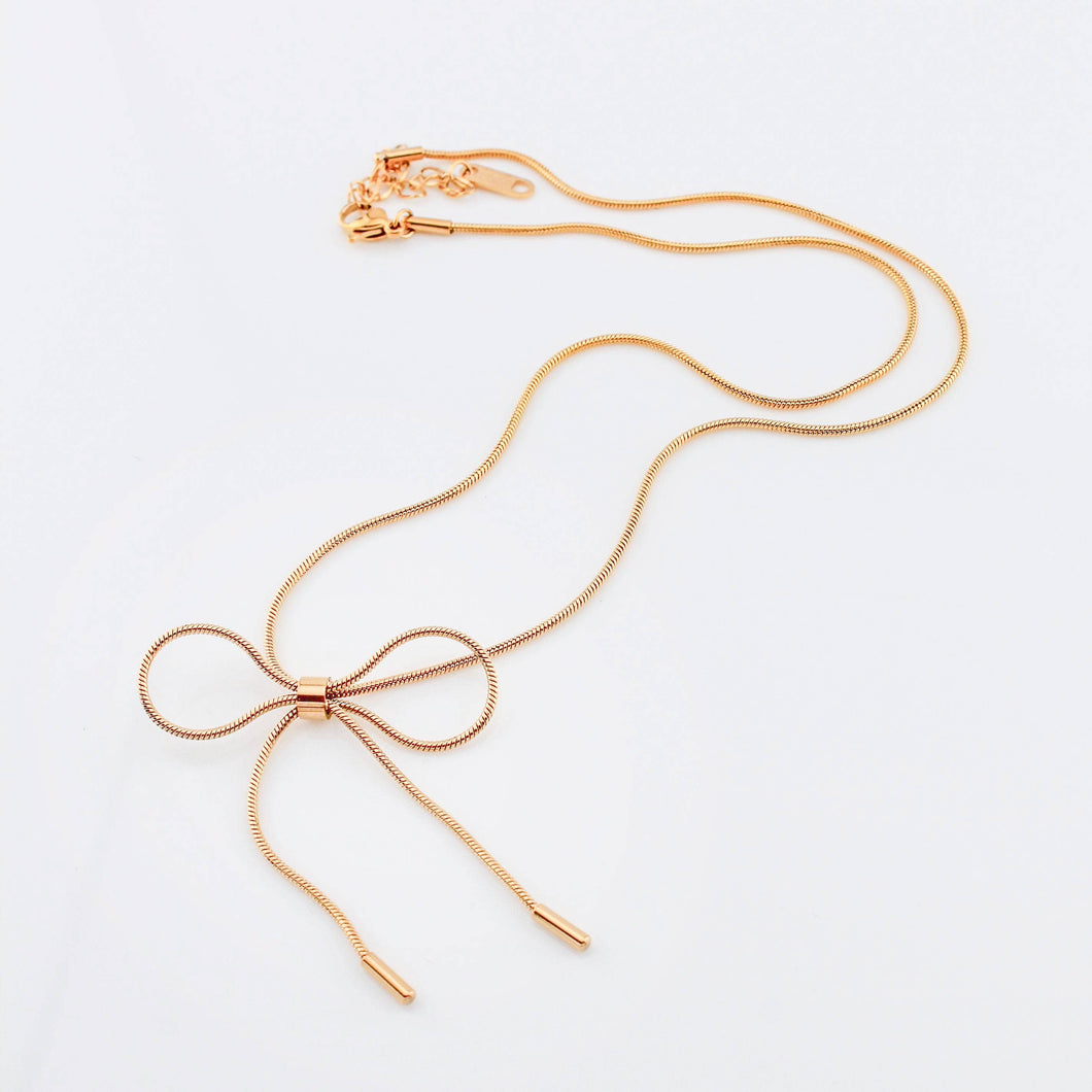 Bow Necklace