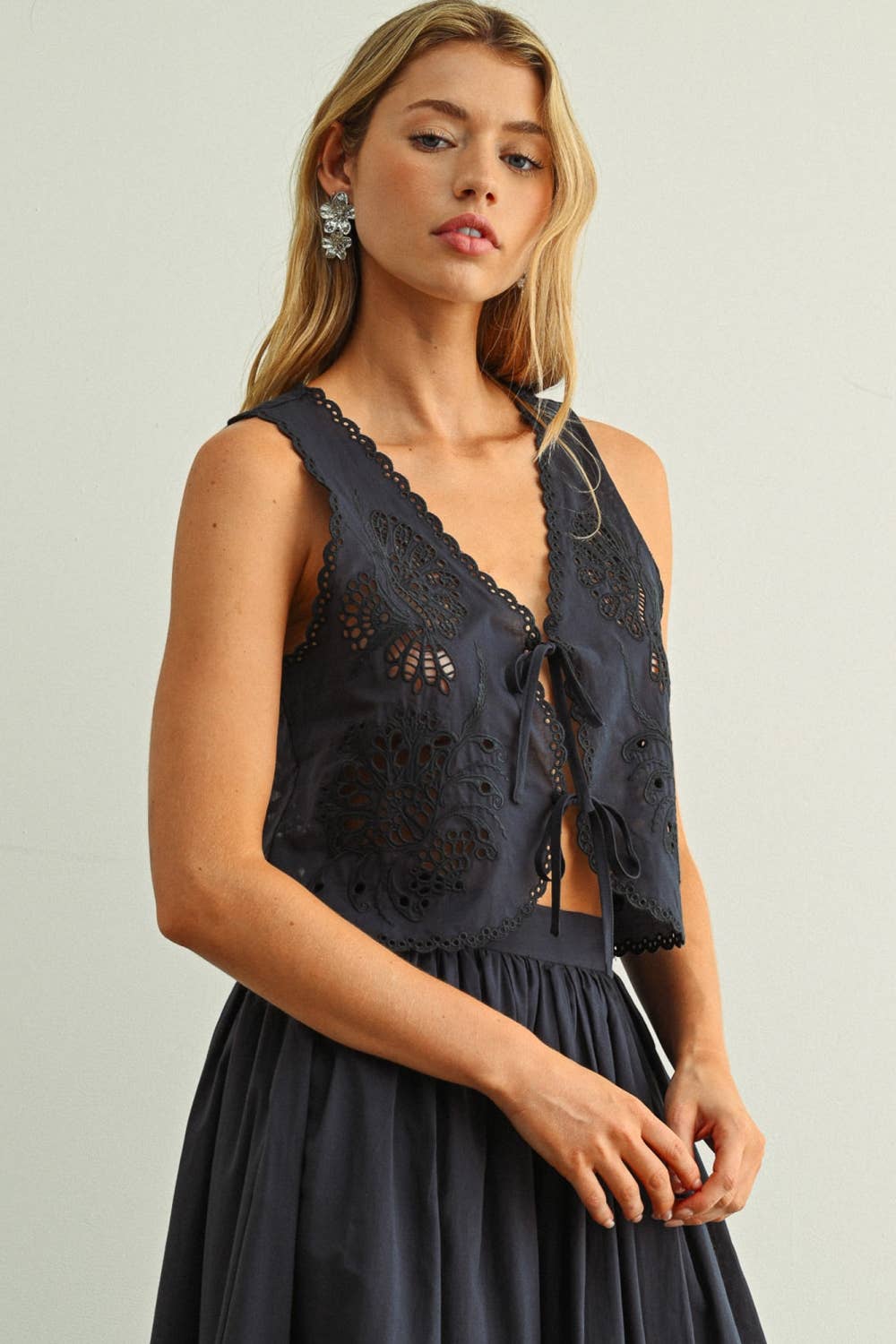 Front Tie Top