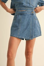 Load image into Gallery viewer, DENIM SKORT
