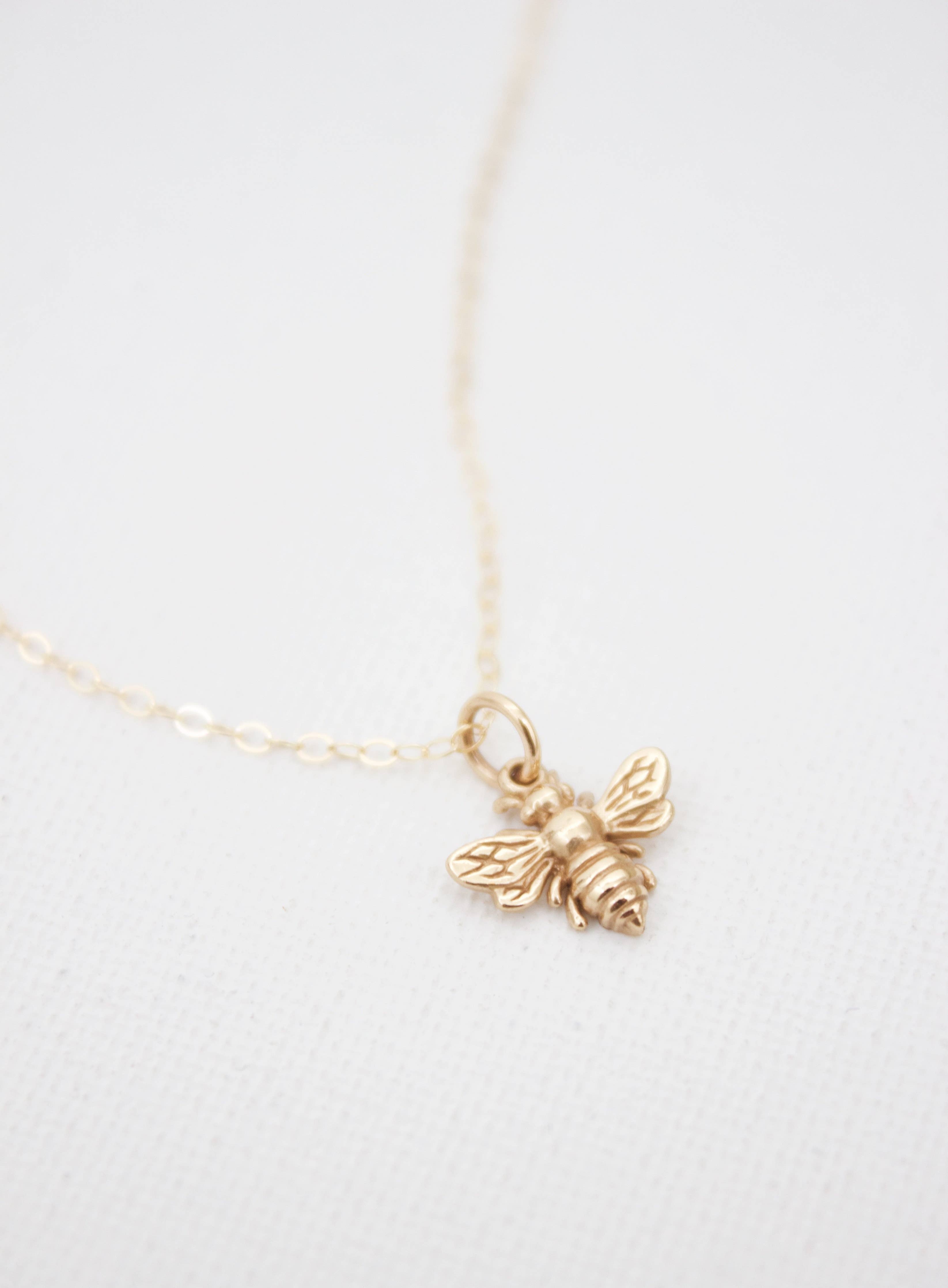 BEE CHARM NECKLACE: Gold