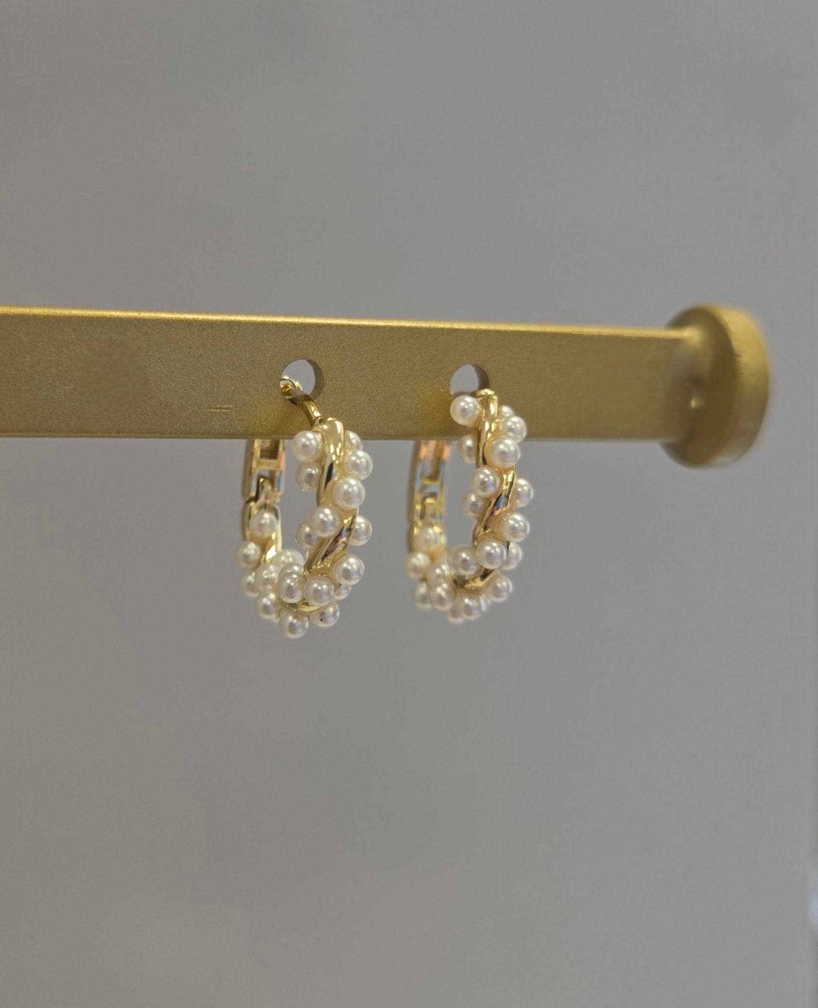 Pearl's Earrings