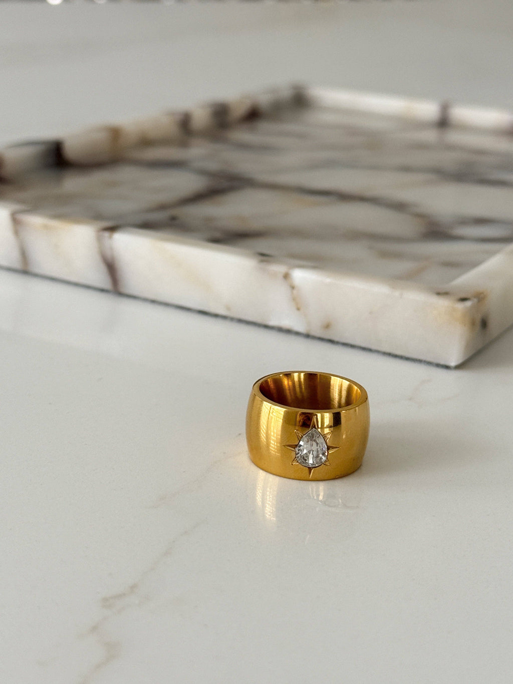 MILLY RING: 7