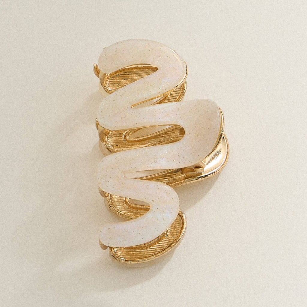 Wavy Claw Clip