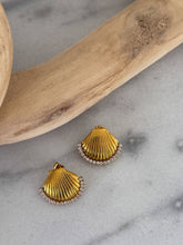 Load image into Gallery viewer, Luxe Seashell Earrings
