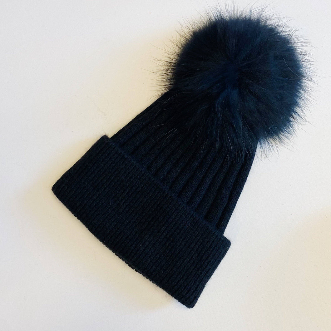 Fur Luxe Beanie: Luxe Black