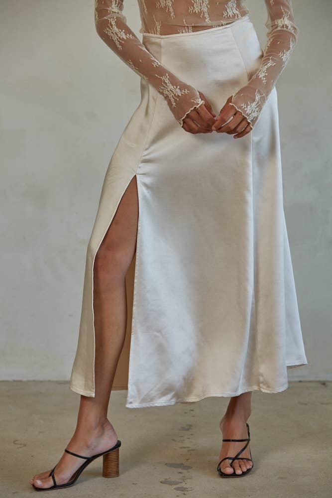 LAST WALTZ SKIRT WHITE