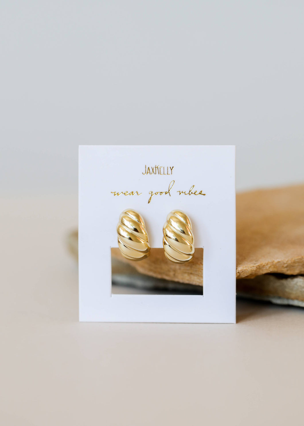 Golden Hoop - Swirl - Earring